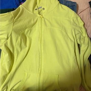 Women’s zip up jacket